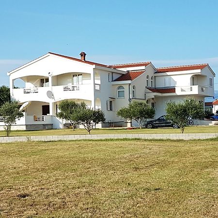 Apartments Mrdelja Vrsi Exterior foto